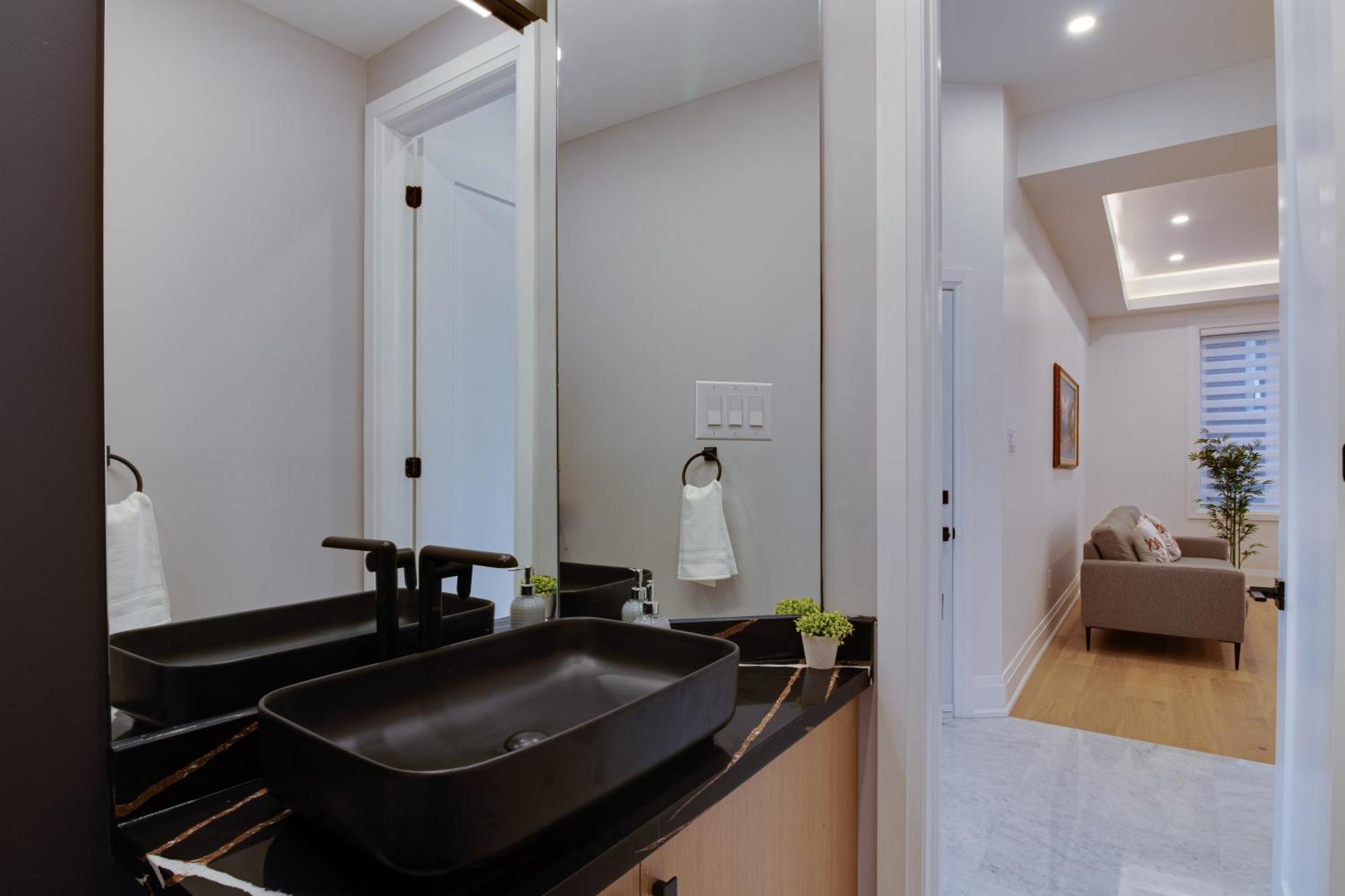 Apartmán Luxury House In Scarborough Toronto Exteriér fotografie